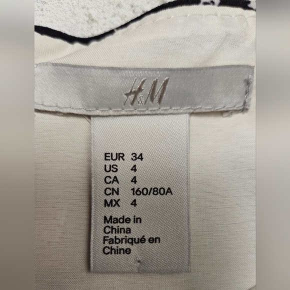 H&M Black / White Sleeveless Dress - Picture 7 of 8